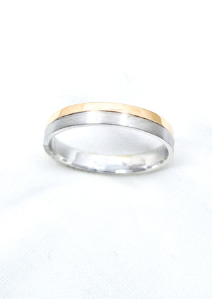 Aliança Amendoada  Bicolor 3mm Ref ALIP341K9  5000964 ouro 9K e prata lei 925 BARROSO
