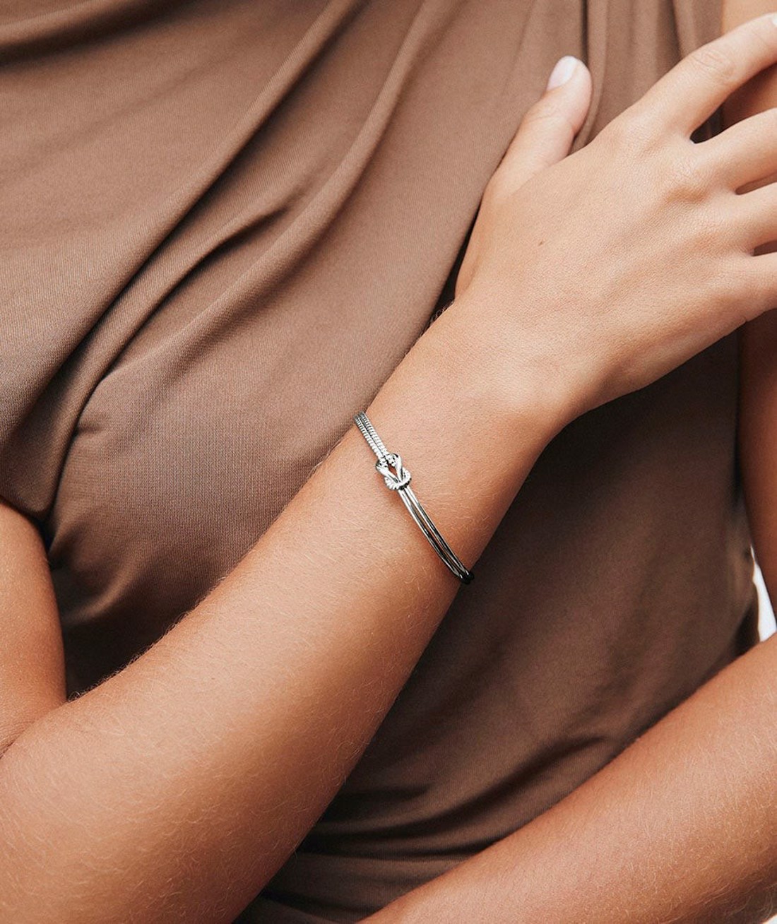 PULSEIRA BRONZE ESCRAVA NÓ PLAQUEADA A OURO 18K  X47885/X27883 VIDAL